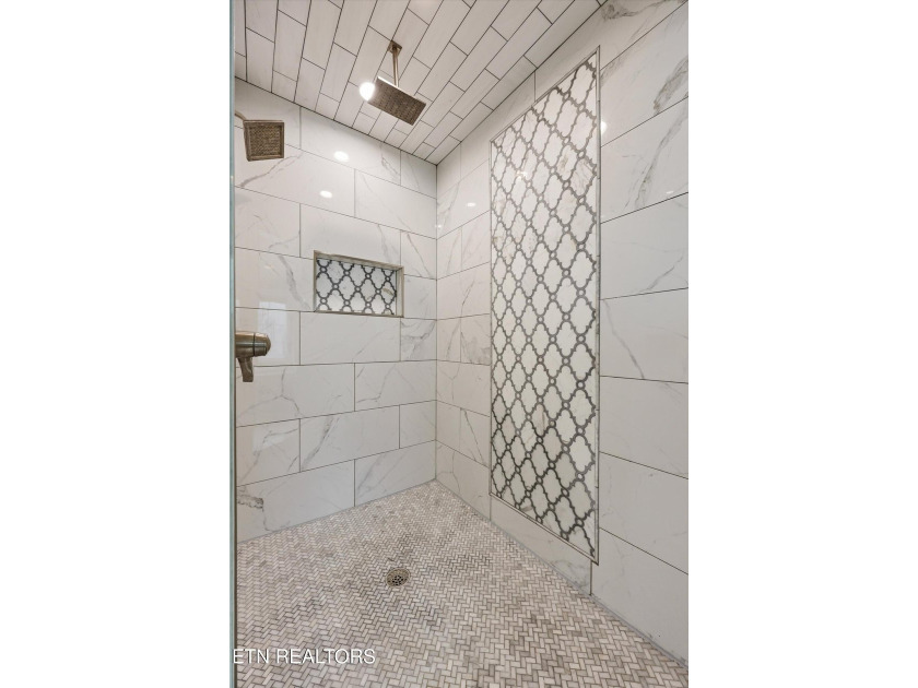 This House Speaks For Itself! Welcome to 1304 Selby Lane - photo 30
