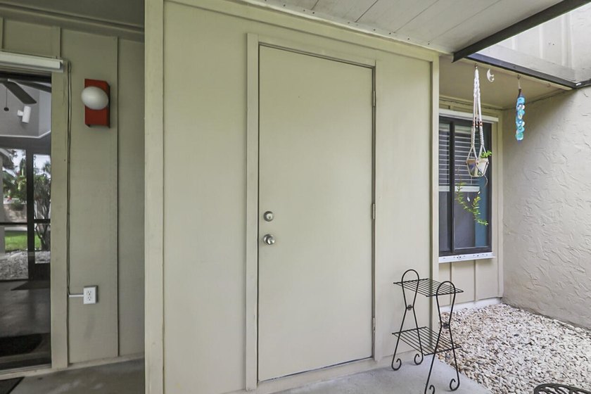 Best kept secret in Palm City, Lovely 3 bedroom townhome, two - photo 36