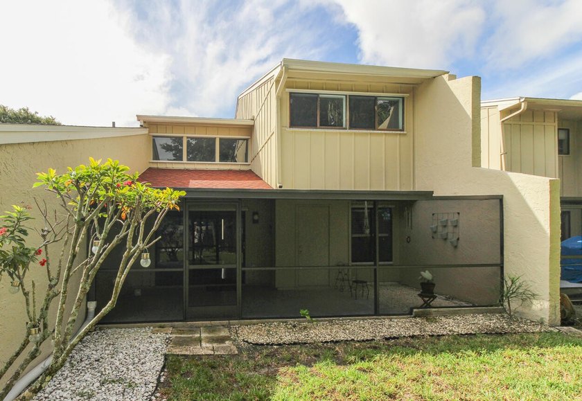Best kept secret in Palm City, Lovely 3 bedroom townhome, two - photo 38