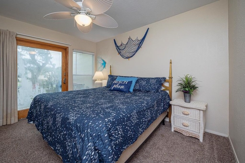 Price reduction on this property in the Rockport Racquet and - photo 12