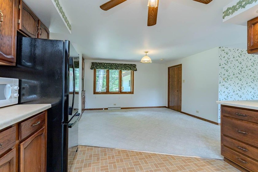 Enjoy the waterfront lifestyle you've been dreaming of! This - photo 11