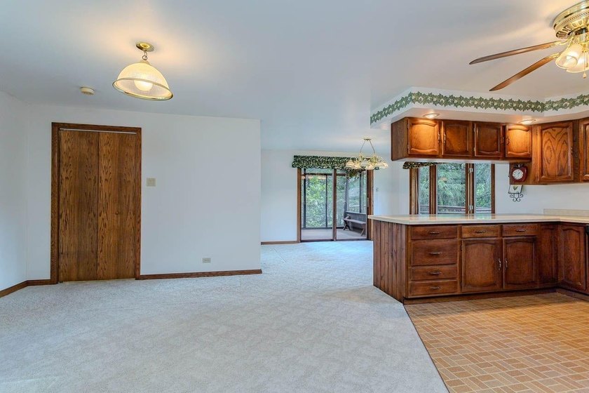 Enjoy the waterfront lifestyle you've been dreaming of! This - photo 13