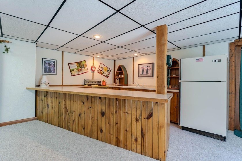 Enjoy the waterfront lifestyle you've been dreaming of! This - photo 49