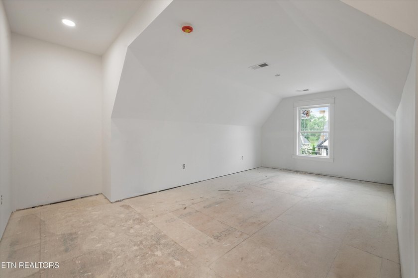 This new construction home is almost done! What we love about - photo 41