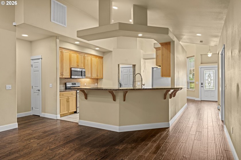 Welcome to this move-in ready custom home in the sought-after - photo 8