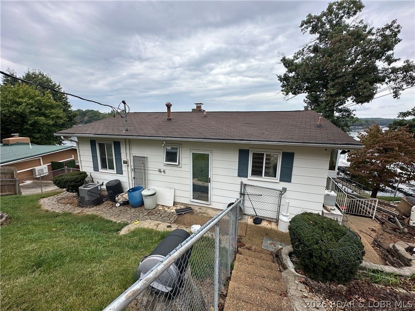 Now includes 10x35 Concrete dock and seller will consider ALL - photo 8
