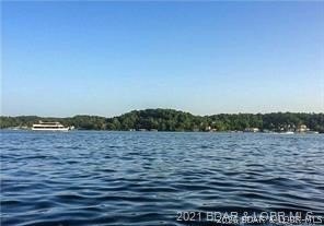 Prime Lakefront Development Opportunity! An incredible location - photo 4