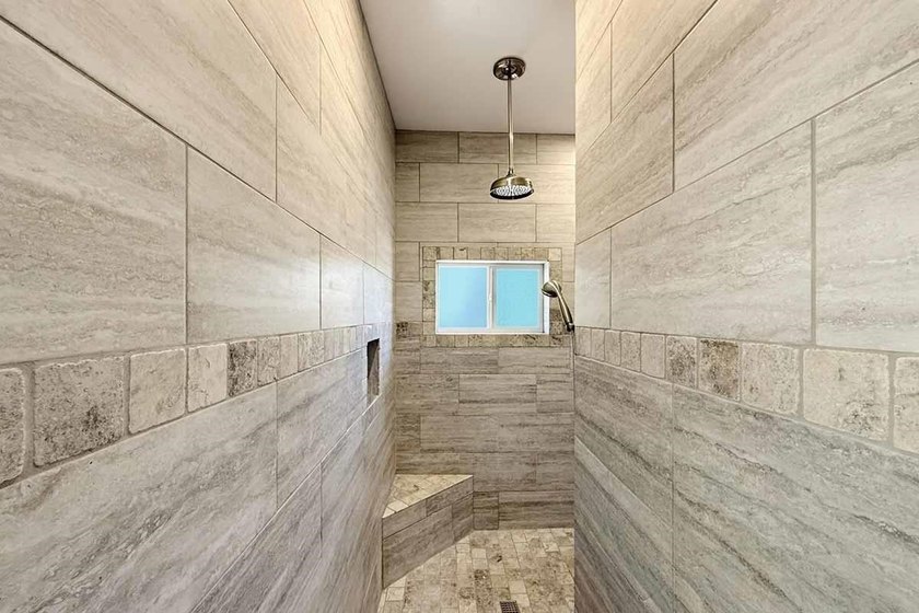 Gorgeous 3,618 SF single-level home, 30'x40' workshop, 7.42 - photo 22