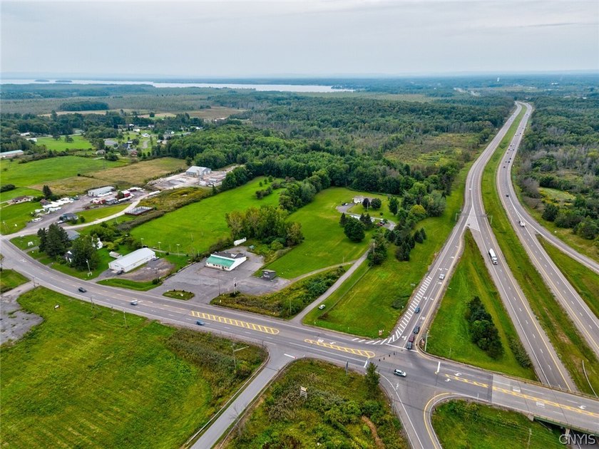 27.88 ACRES RIGHT OFF INTERSTATE-81. EXIT 32!!, * Minutes from - photo 34