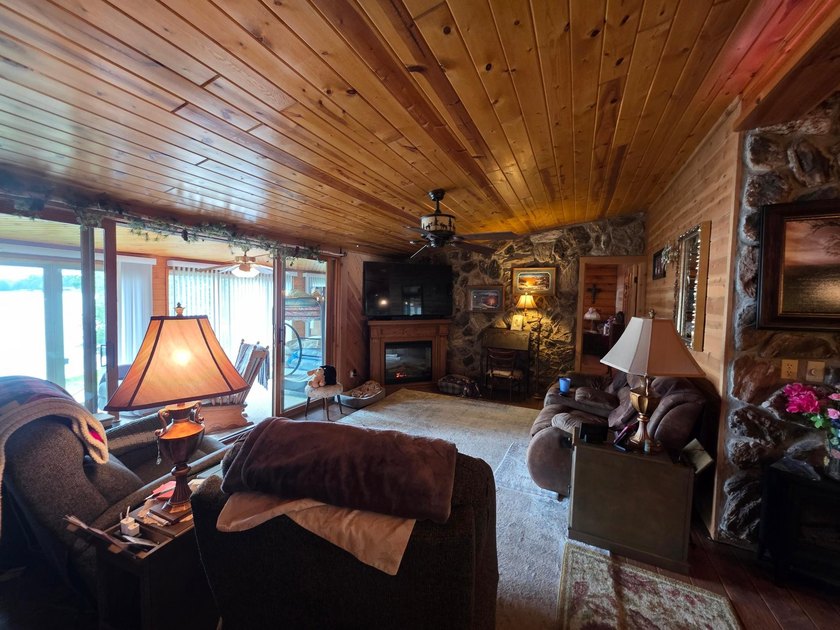 WANT A MILLION-DOLLAR LAKE ALICE VIEW? WE HAVE ONE! The view - photo 14