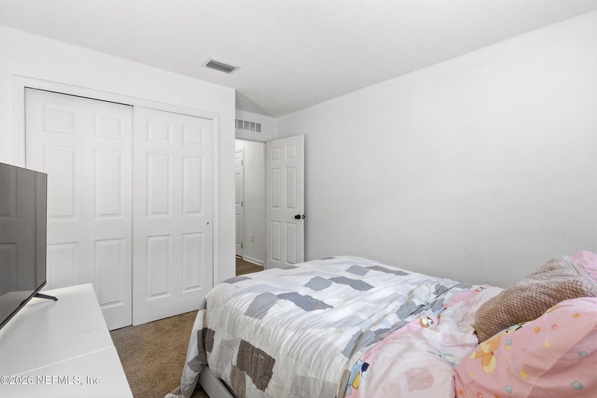 Discover this charming 4-bedroom, 2-bathroom home equipped with - photo 22