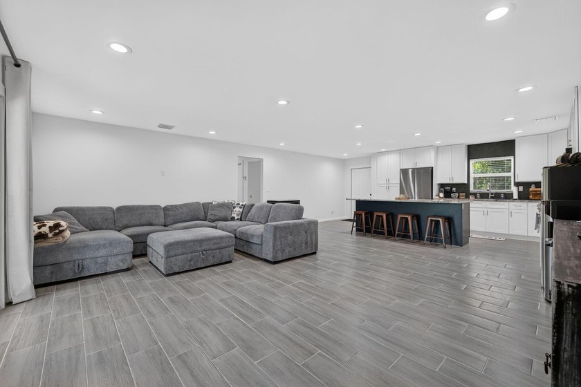 Escape the hustle and bustle and discover the space, privacy - photo 16