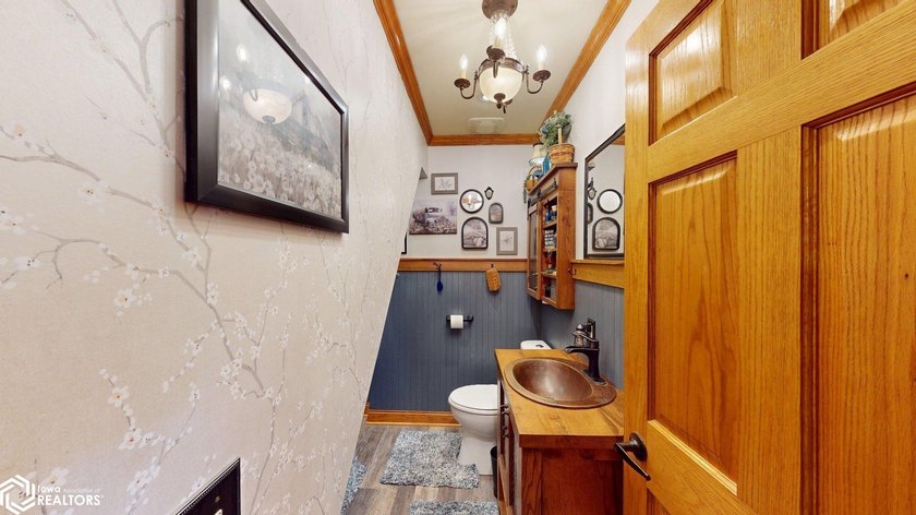 Welcome to this beautifully remodeled home in Clear Lake, where - photo 22