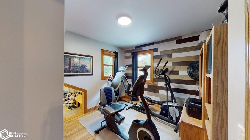 Welcome to this beautifully remodeled home in Clear Lake, where - photo 37