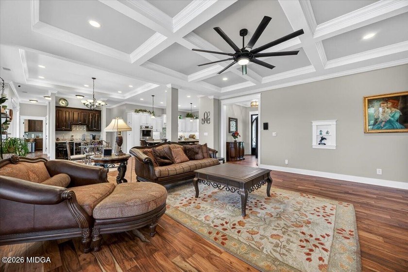 Tucked away in a private cove and set on an expansive 3 acre lot - photo 7