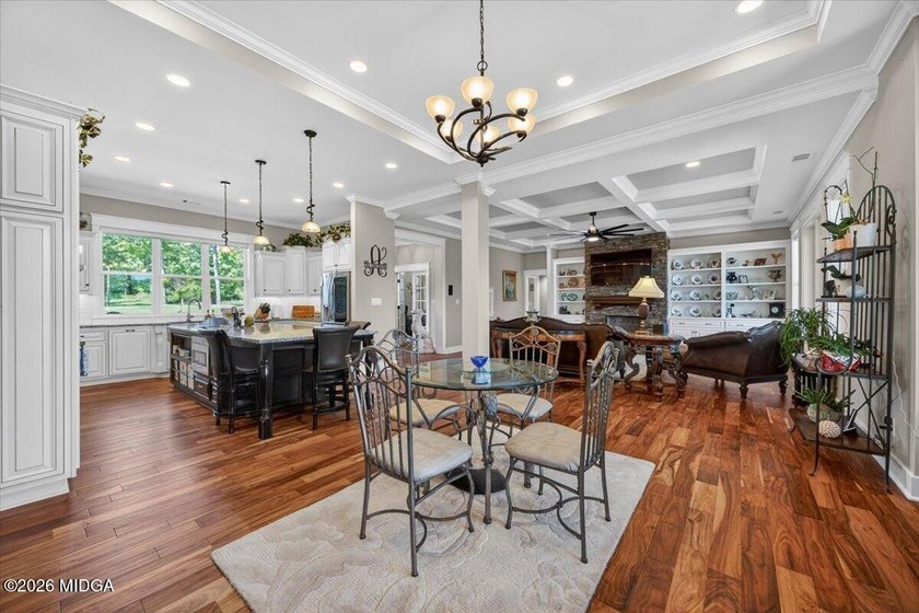 Tucked away in a private cove and set on an expansive 3 acre lot - photo 9