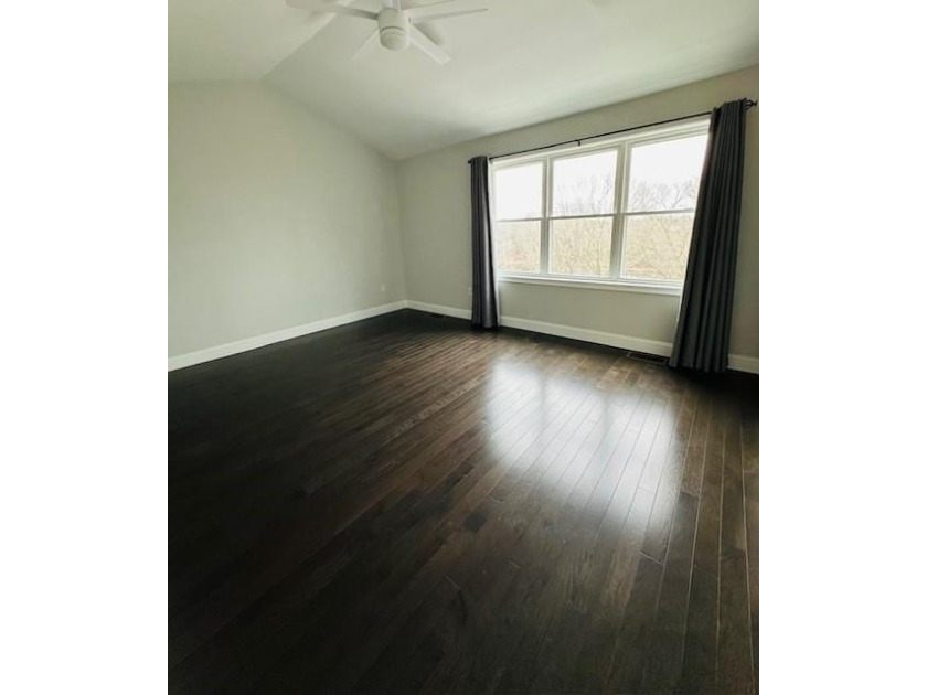 Welcome home to Waterside Condominiums! Conveniently located and - photo 11