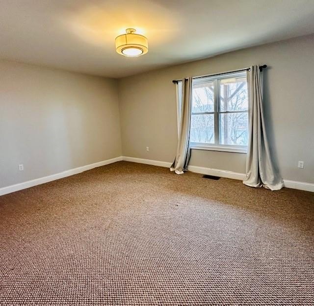 Welcome home to Waterside Condominiums! Conveniently located and - photo 21
