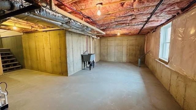 Welcome home to Waterside Condominiums! Conveniently located and - photo 23
