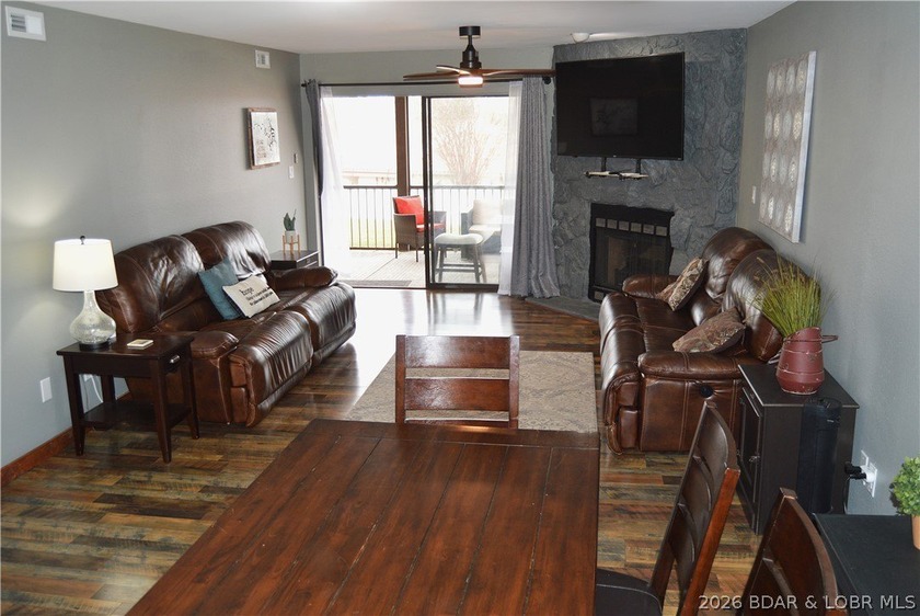 This ground-floor, 1-story, end unit offers plenty of room for - photo 4