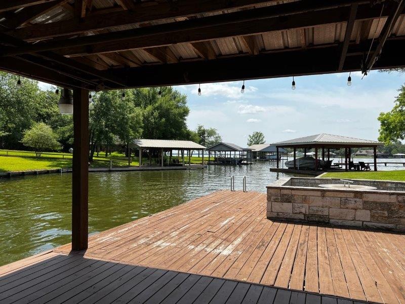 Boathouse Deck Area - photo 19