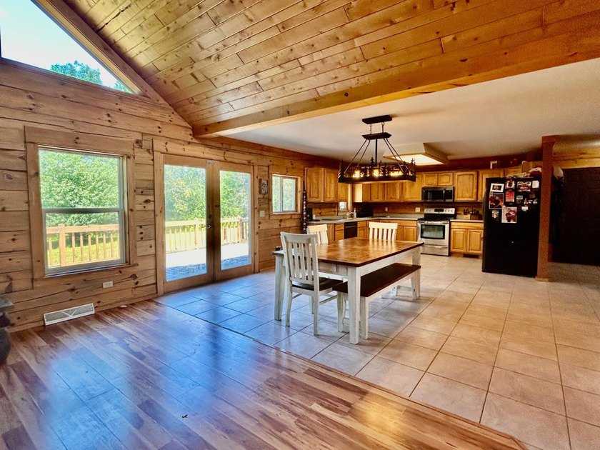 Your Northwoods dream home awaits! Nestled on 14.68 acres, this - photo 13