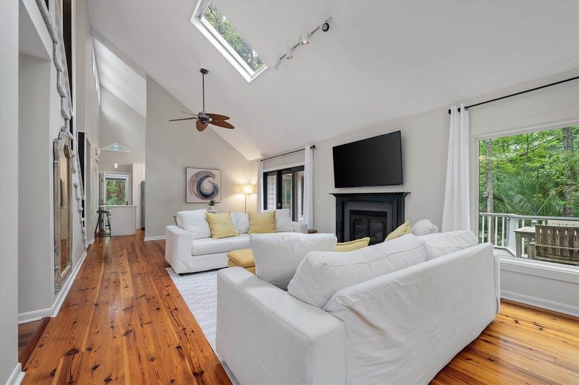 Nestled on the highly sought-after Kiawah Island, this 4-bedroom - photo 13