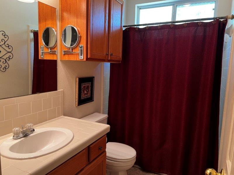 Main House Guest Bathroom - photo 11