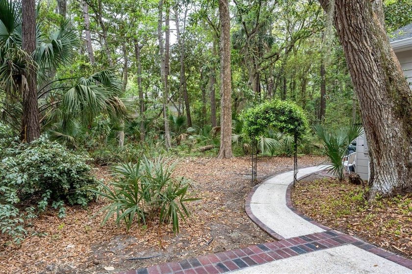 Nestled on the highly sought-after Kiawah Island, this 4-bedroom - photo 46