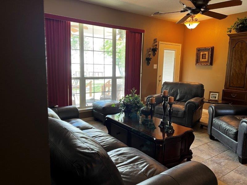 Main House Family Room View of Lake - photo 3