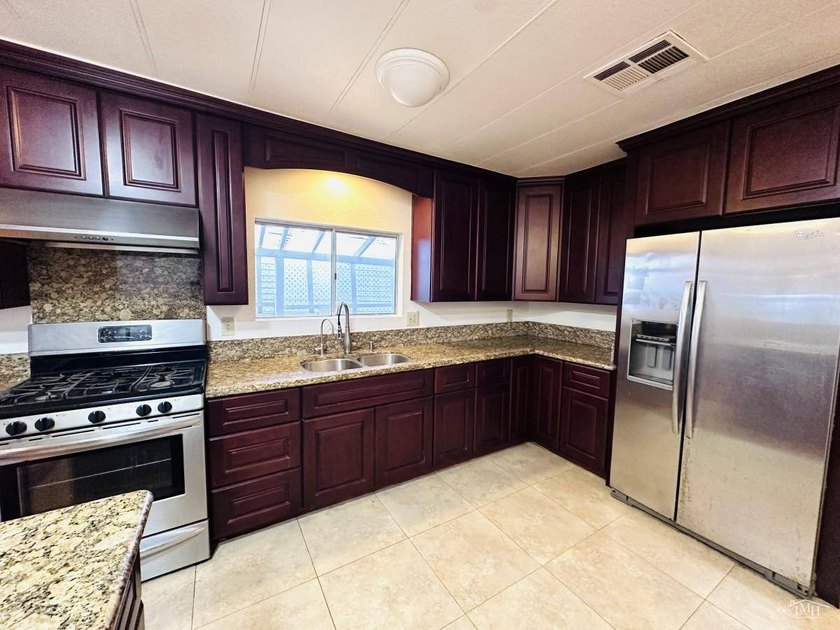 OPEN HOUSE ~ Sat June 27, 10am to 1pm. 2750 Wheatstone St. Spc - photo 6