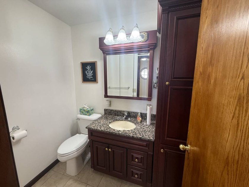 JUST IN TIME FOR SUMMER! Take a look at this well maintained - photo 5