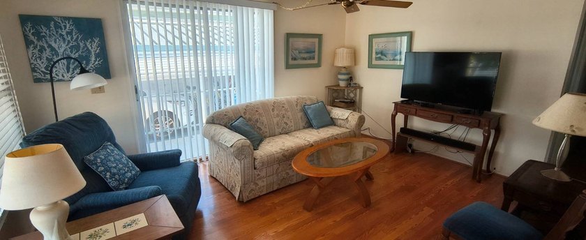 Immediate Occupancy available for this lovely 2bed 2 bath - photo 5