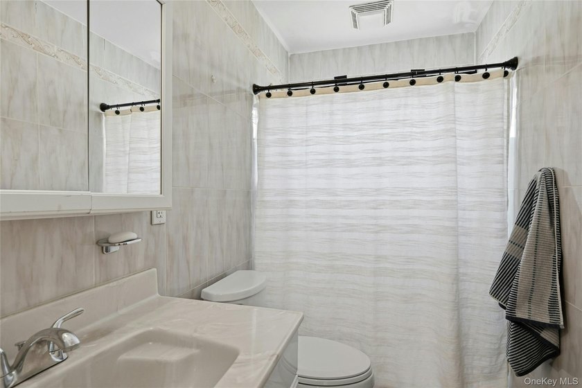 Discover an incredible investment opportunity with this East - photo 6