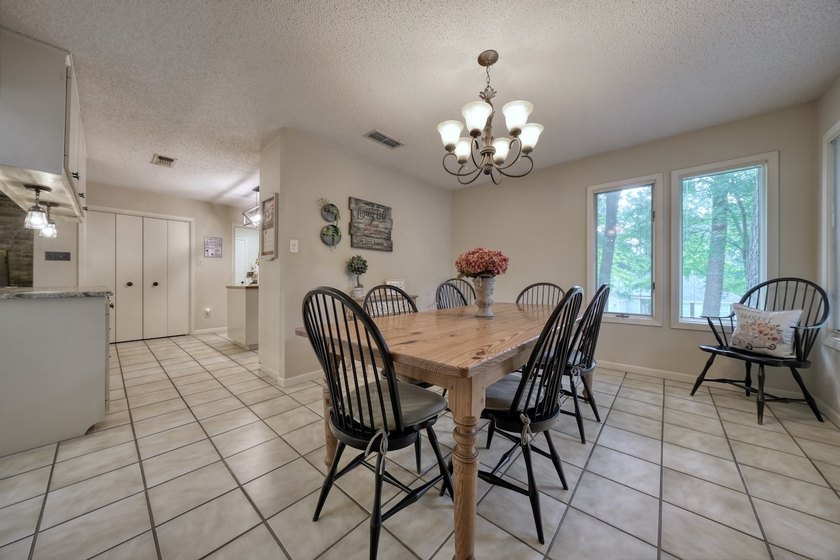Welcome to your serene retreat in the beautiful, gated community - photo 16