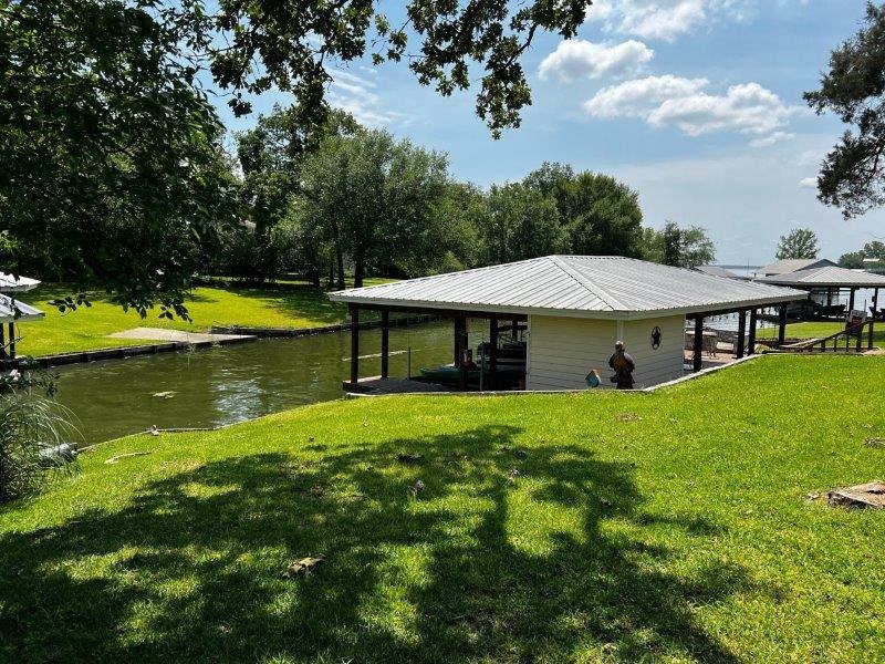 Boathouse - photo 18