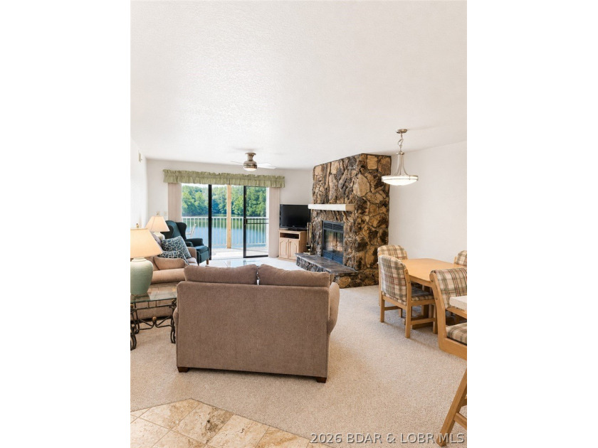 Prime Osage Beach Lakefront Opportunity! This furnished - photo 2