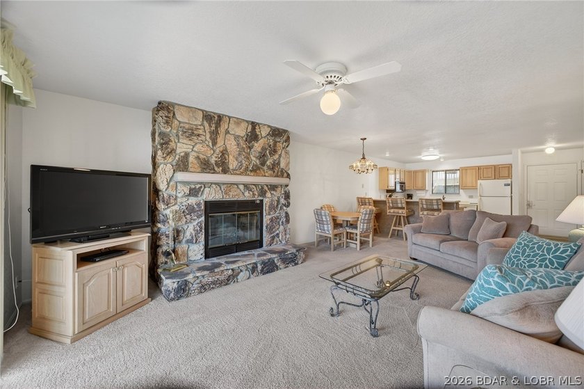 Prime Osage Beach Lakefront Opportunity! This furnished - photo 6