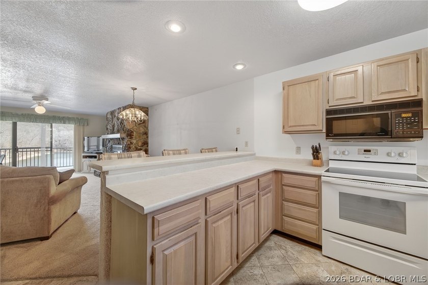 Prime Osage Beach Lakefront Opportunity! This furnished - photo 8