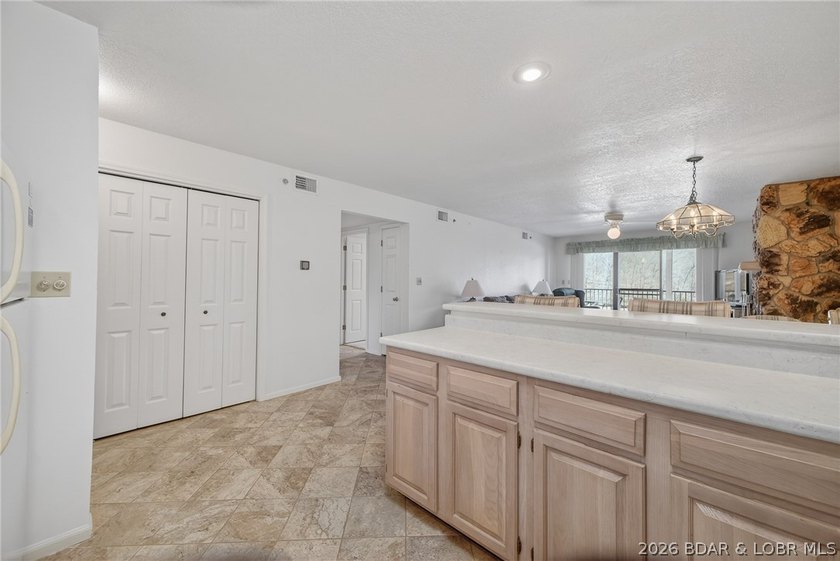 Prime Osage Beach Lakefront Opportunity! This furnished - photo 9