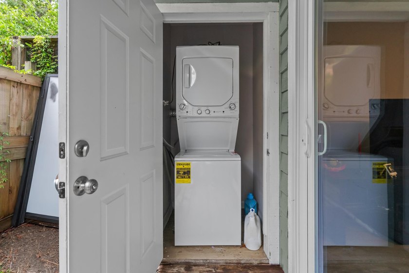 Welcome to coastal living with complete freedom and NO HOA fees! - photo 21