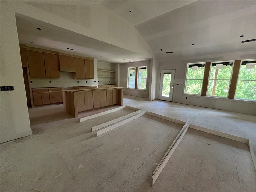 Luxury modern single-level living just steps from Flo Ride Bike - photo 22
