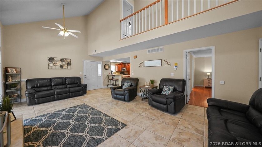 This fully furnished lakefront home is perfect for full-time - photo 7