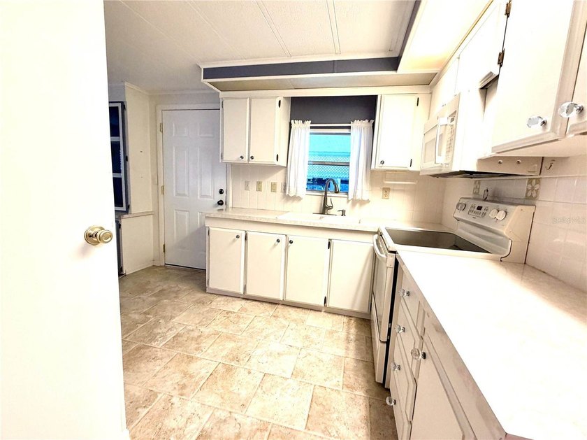Are you looking for an AFFORDABLE FLORIDA retreat - then - photo 4