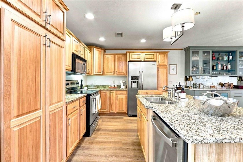 Exceptional Northern Bay Condo with Premier Golf Course Views! - photo 16