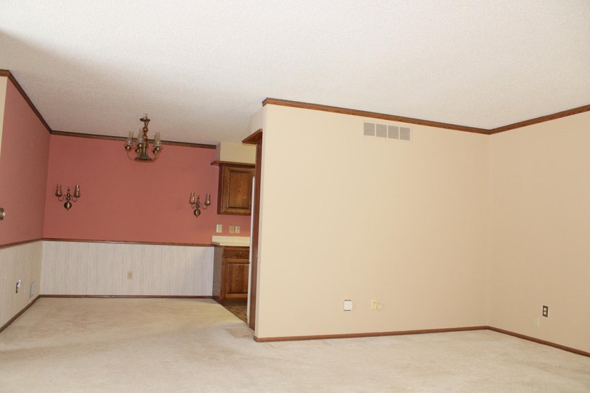 Welcome home to comfortable, convenient, and carefree living in - photo 11