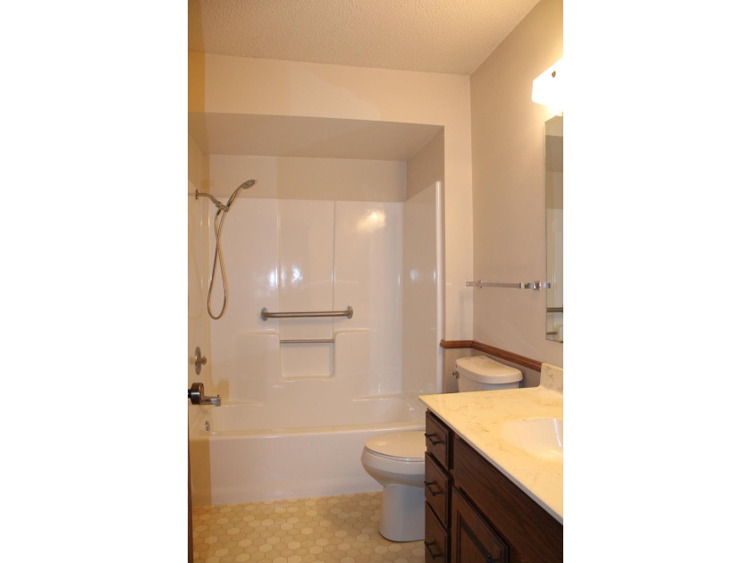 Welcome home to comfortable, convenient, and carefree living in - photo 17