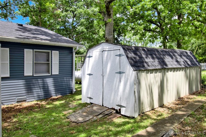 POTENTIAL TO SAVE $-OWNER FINANCING AVAILABLE W/APPROVAL OF - photo 22