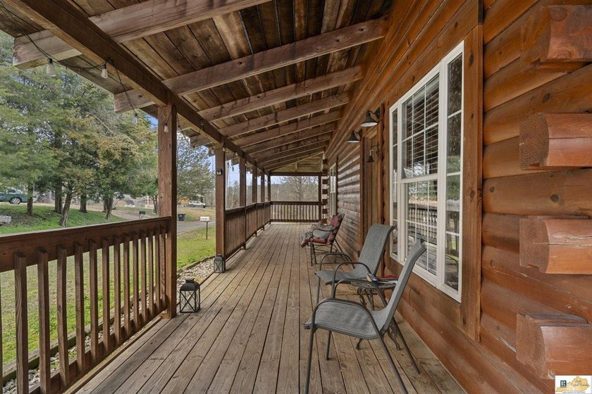 Turnkey lakefront opportunity on Barren River Lake! This fully - photo 33