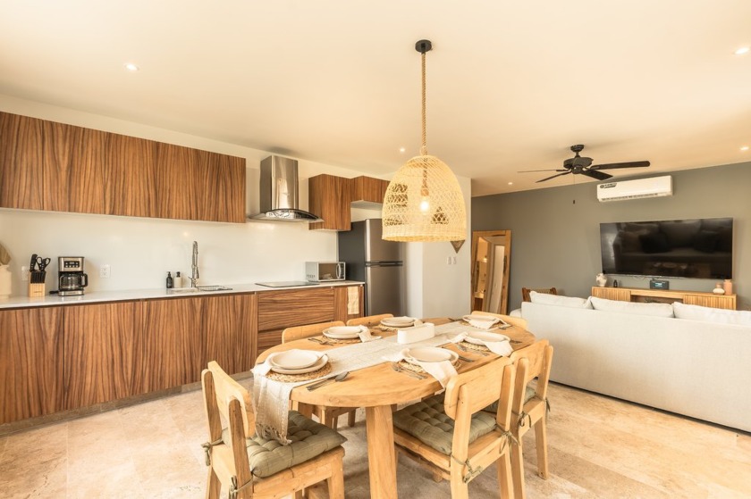 Welcome to this beautifully designed 2-bedroom, 2-bathroom condo - photo 6
